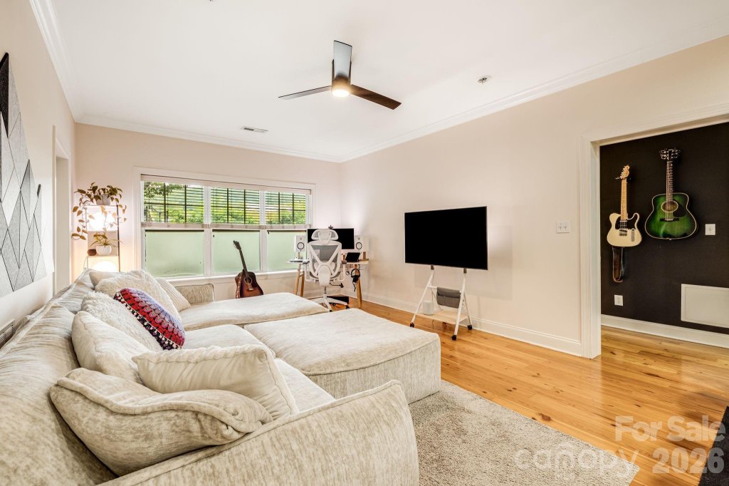 175 S Lexington Avenue