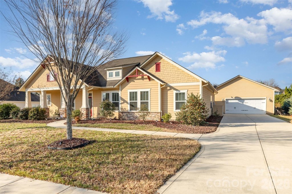 Hawthorne, Harrisburg community