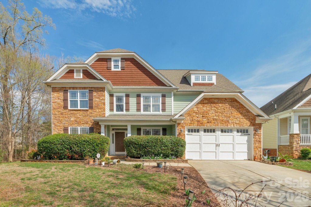 1604 Belmont Stakes Avenue