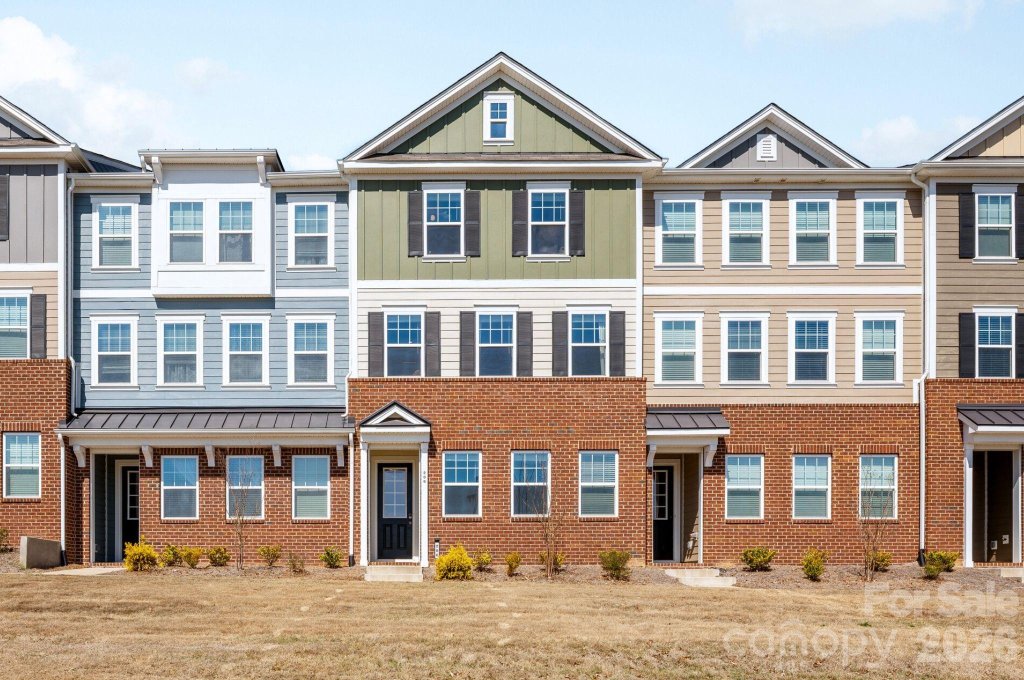The Grove At Chestnut Park, Indian Trail community
