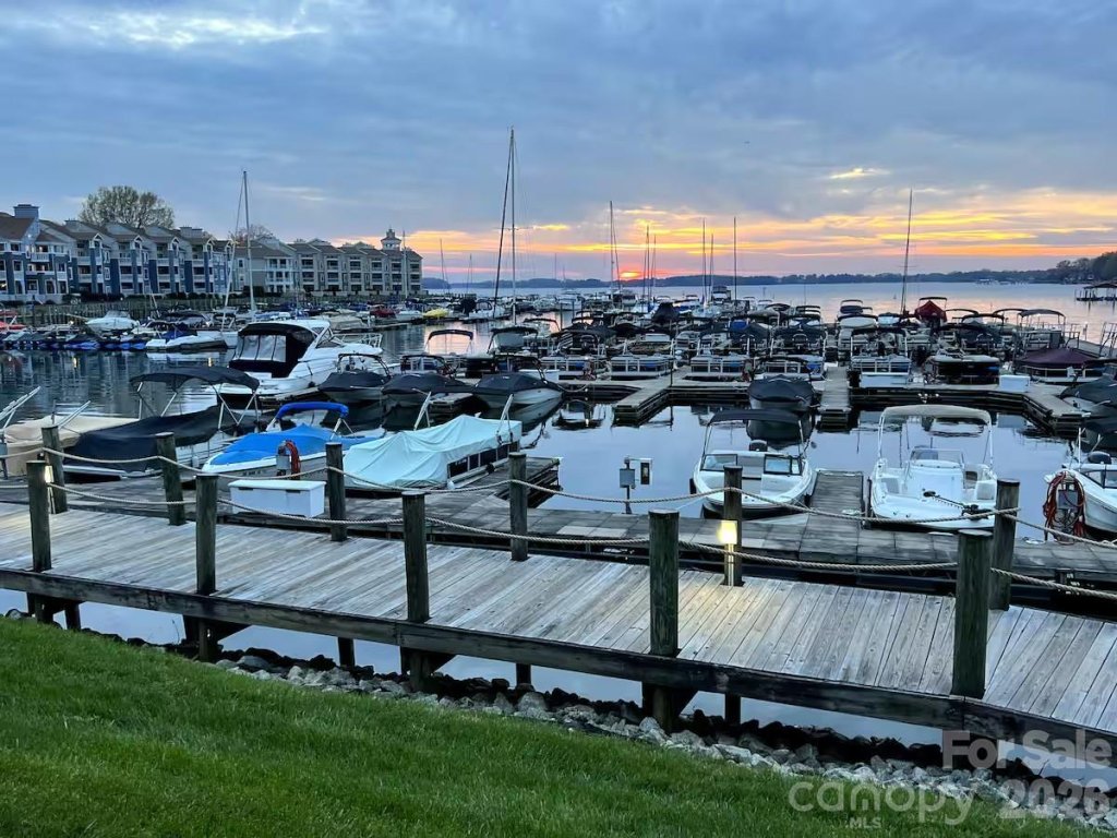 18857 Vineyard Point Lane