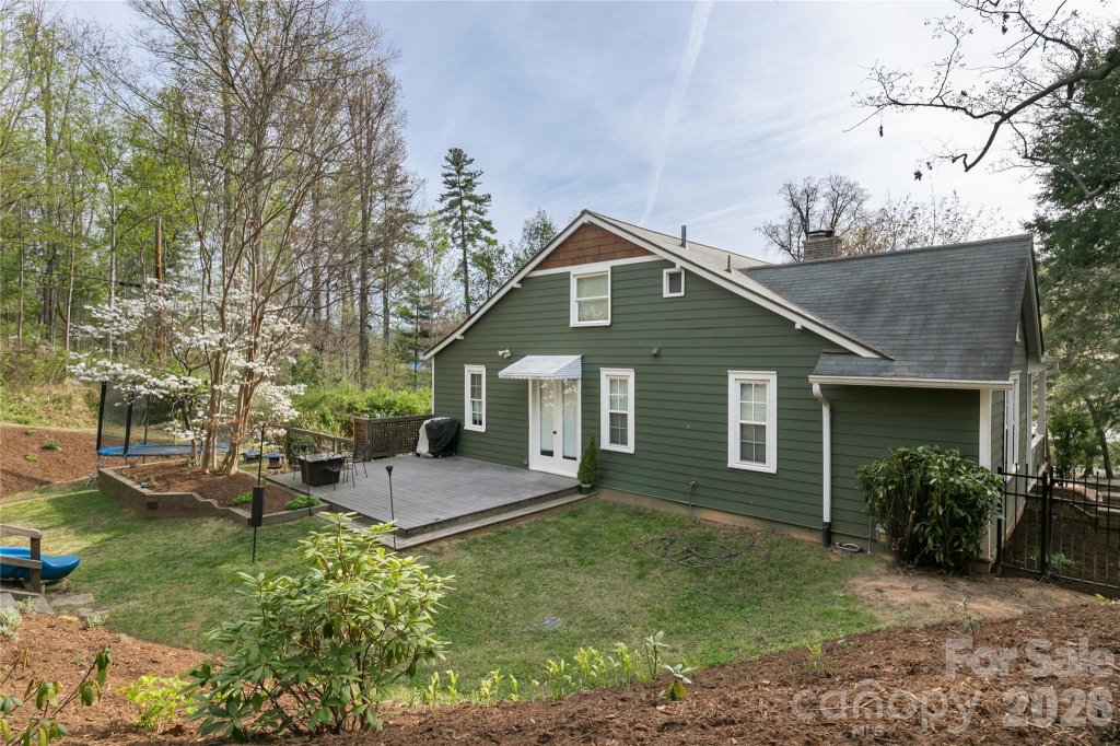 1 Ridgefield Place