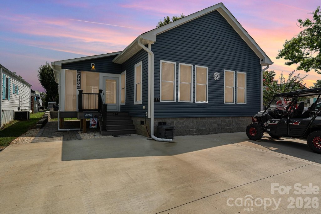 163 Cardinal Drive