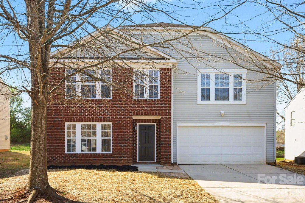 Windy Ridge, Monroe community