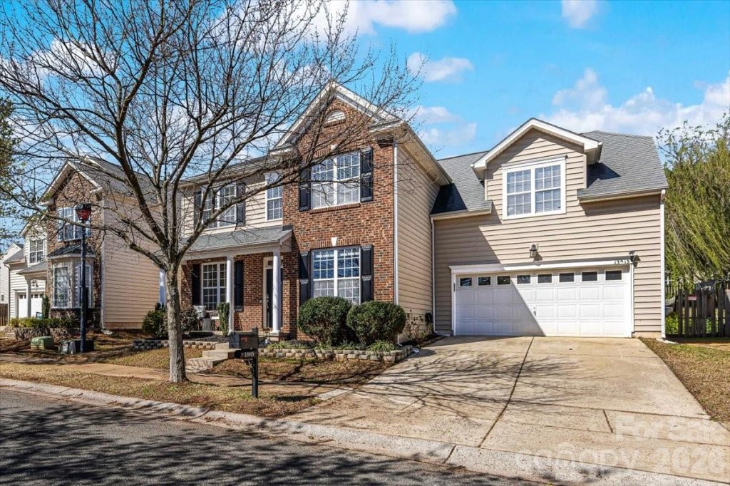 Villages At Rosedale, Huntersville community