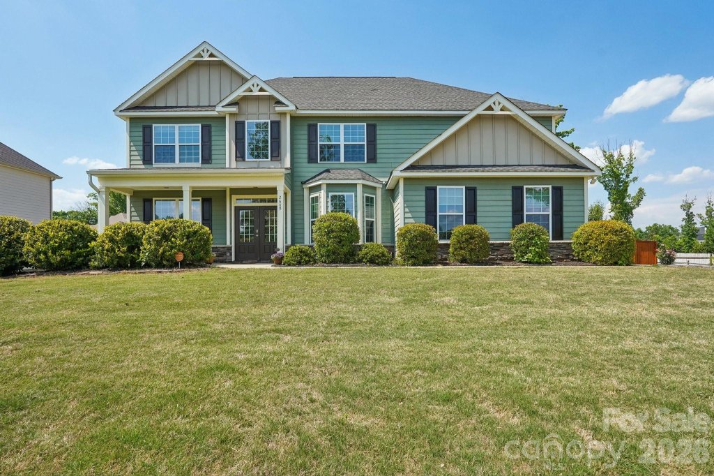 2609 Lakefront Drive