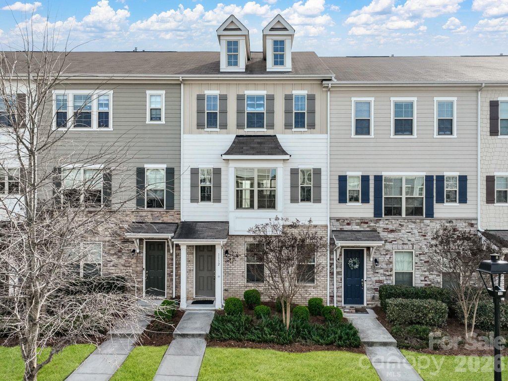 1112 Doveridge Street