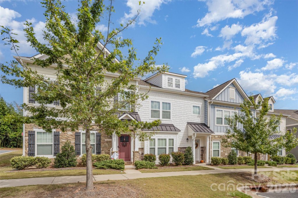 15107 Meacham Farm Drive