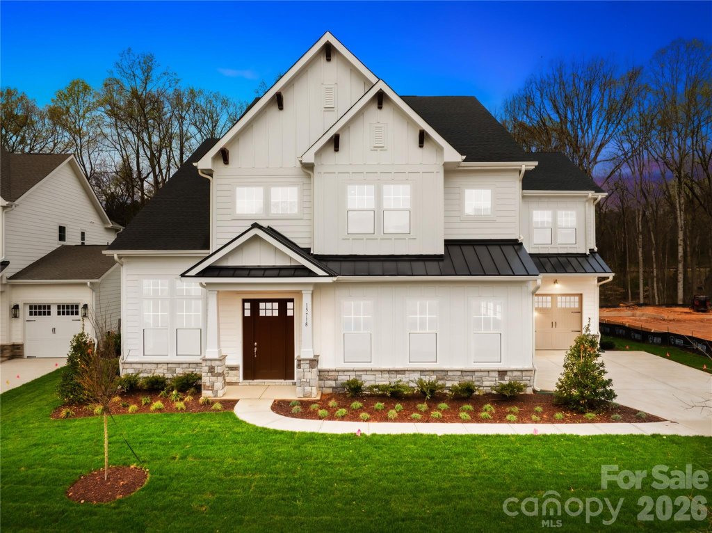 Coventry Glen, Huntersville community