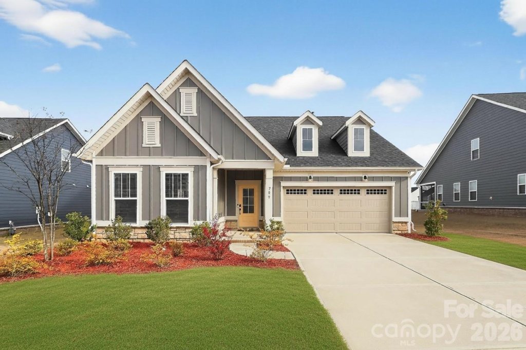 709 Hinterland Lane