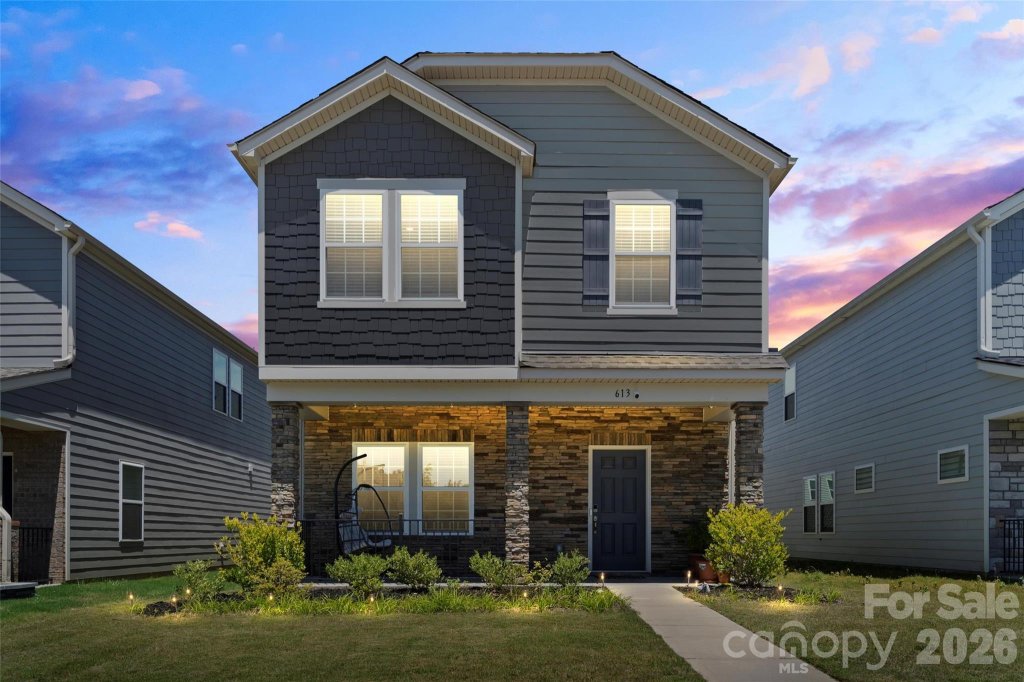 Preston Park, Pineville community