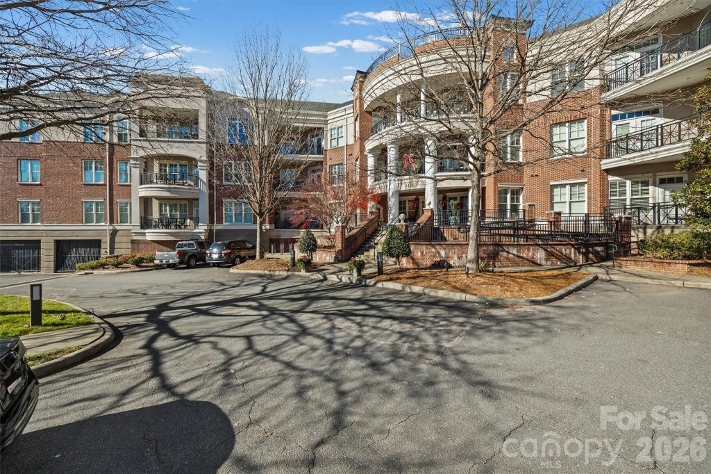5425 Closeburn Road