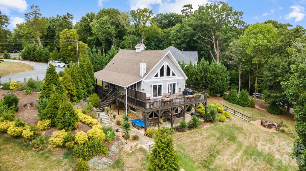 8428 Island Point Road