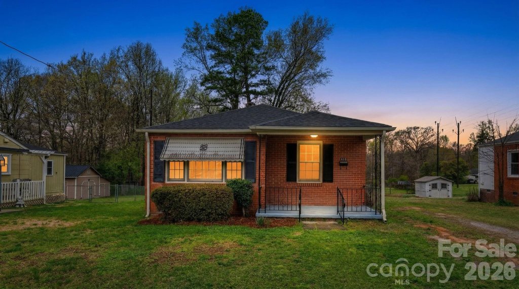 Sunset Park, Stanley community