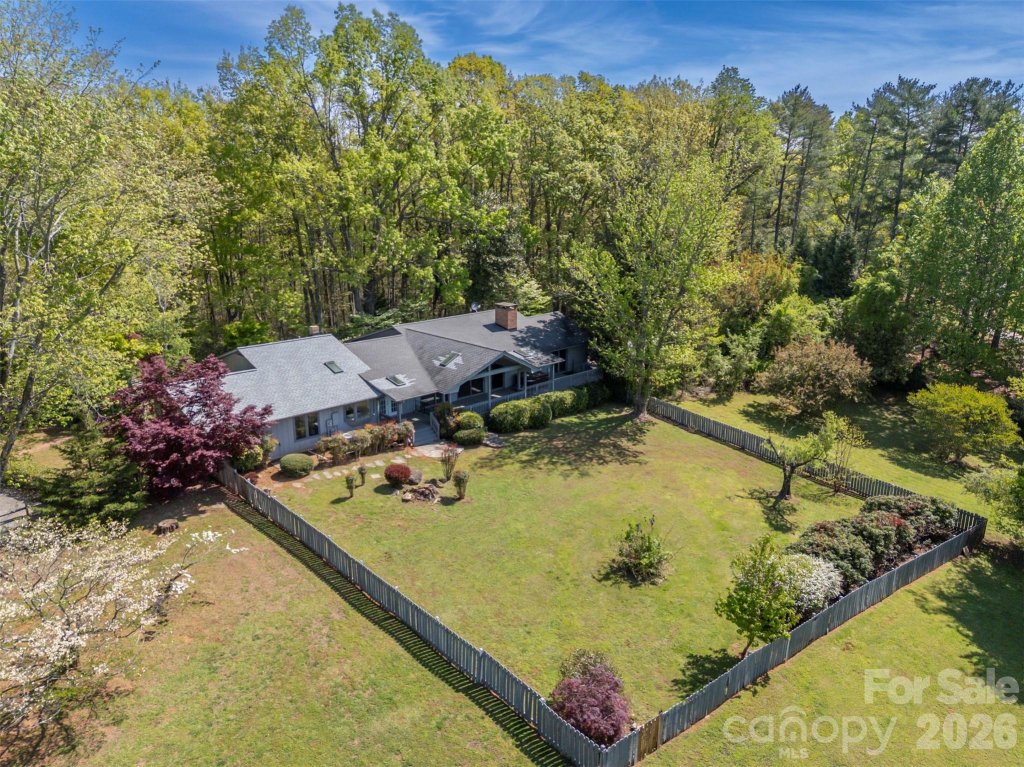 176 Fox Run Lane