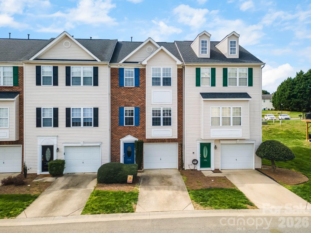 128 Rock Ridge Lane