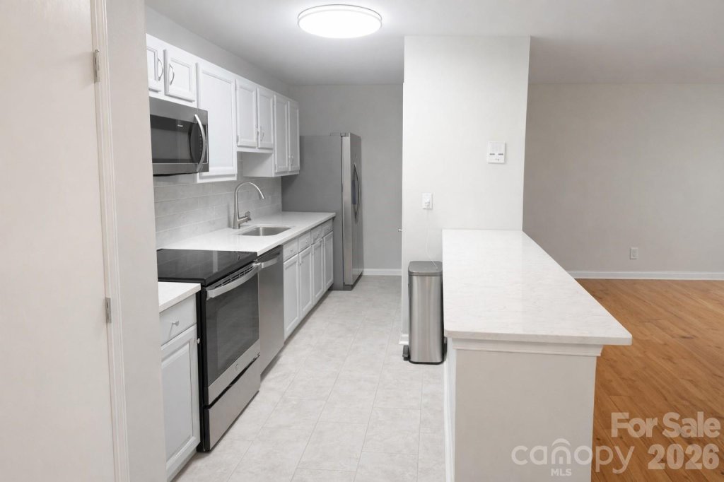 Rosecroft, Charlotte community