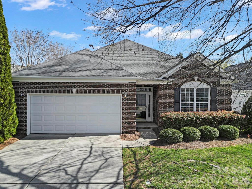 901 Platinum Drive