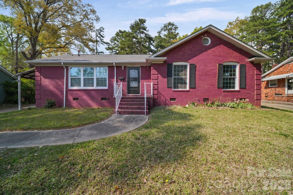5833 Amity Place
