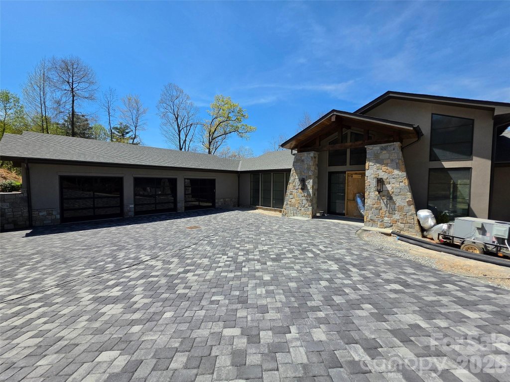 87 Misty Valley Parkway