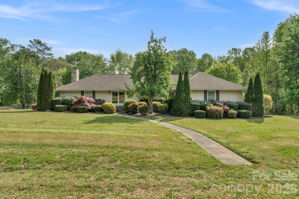 15015 Pawnee Trail