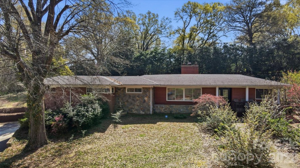 160 Glendale Avenue