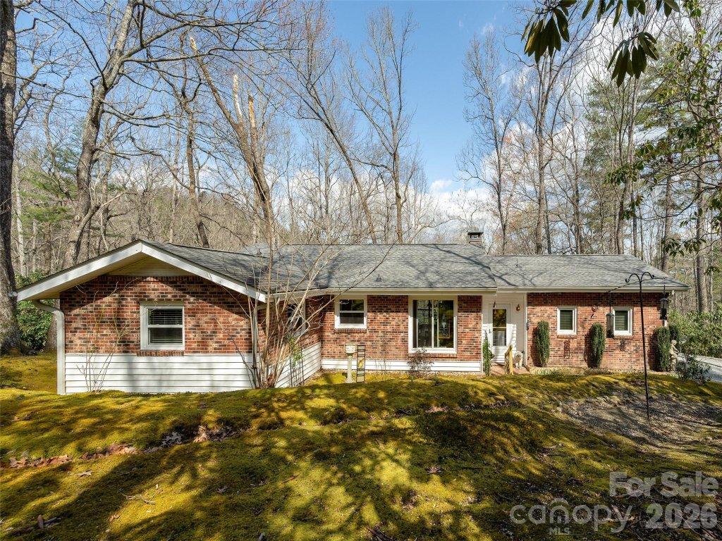 54 Bear Rock Loop Road