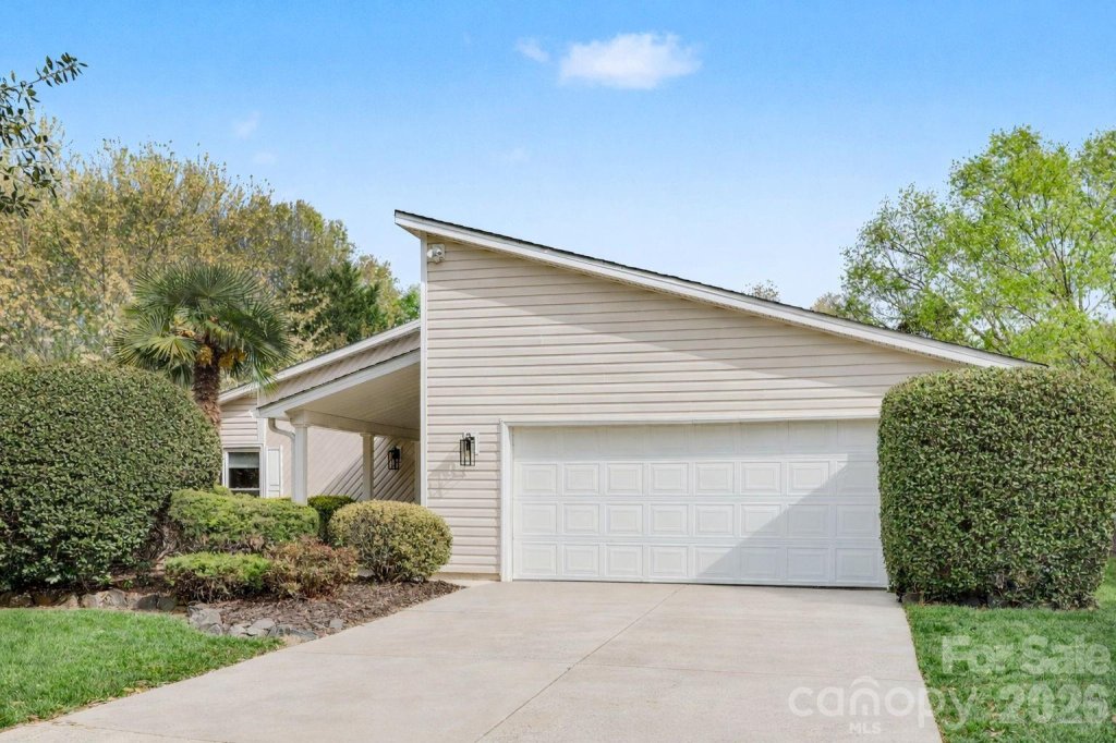 10106 Fairway Ridge Road