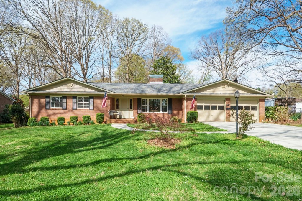 Lecho Park, Conover community