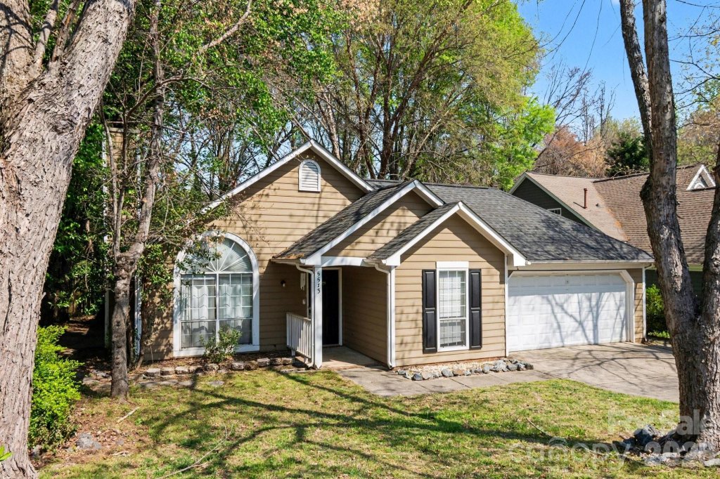 5513 Southminster Lane