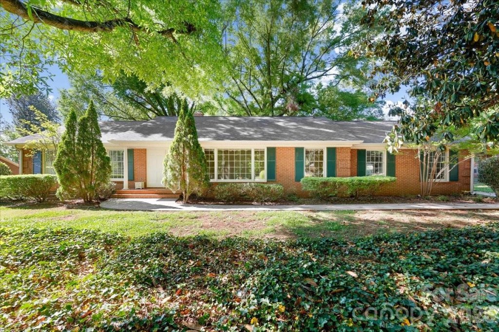 Eagle Heights, Salisbury community