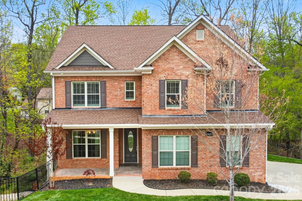 Springbrook, Charlotte community