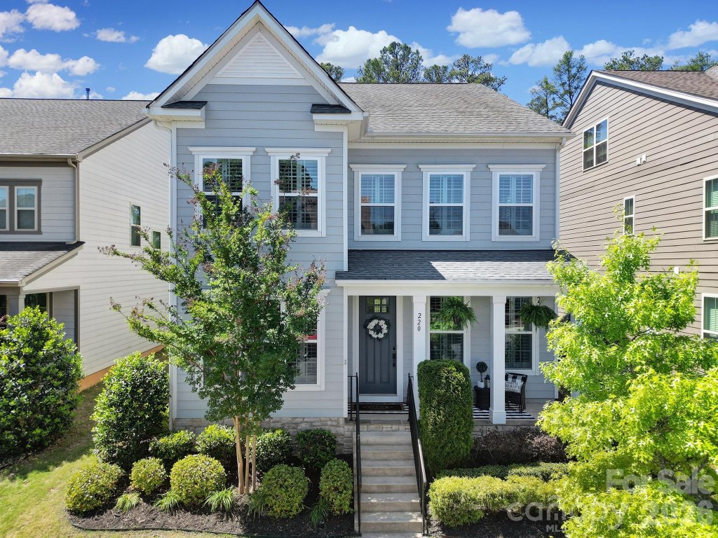 220 Helton Lane