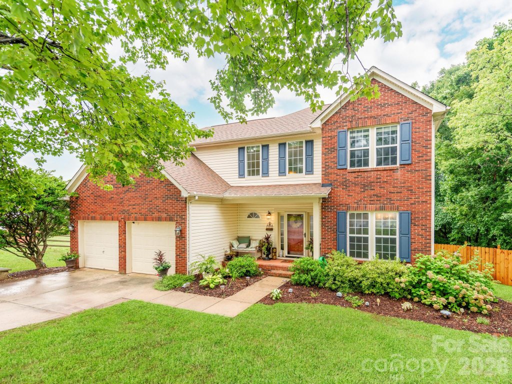 Ridge Crossing, Concord community