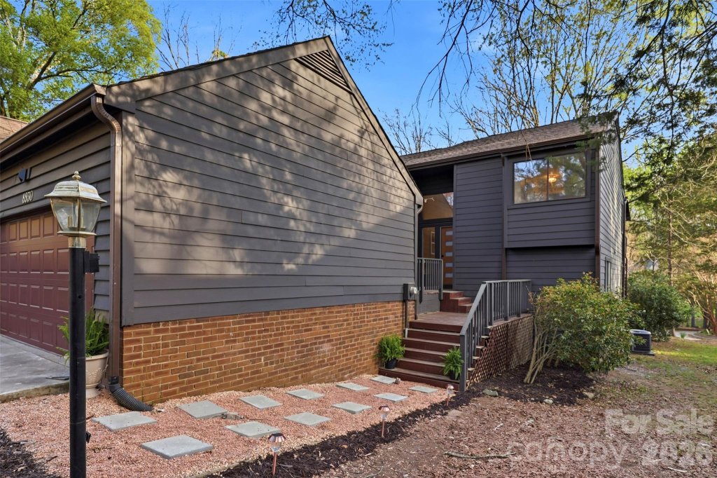 Raintree Greens, Charlotte community