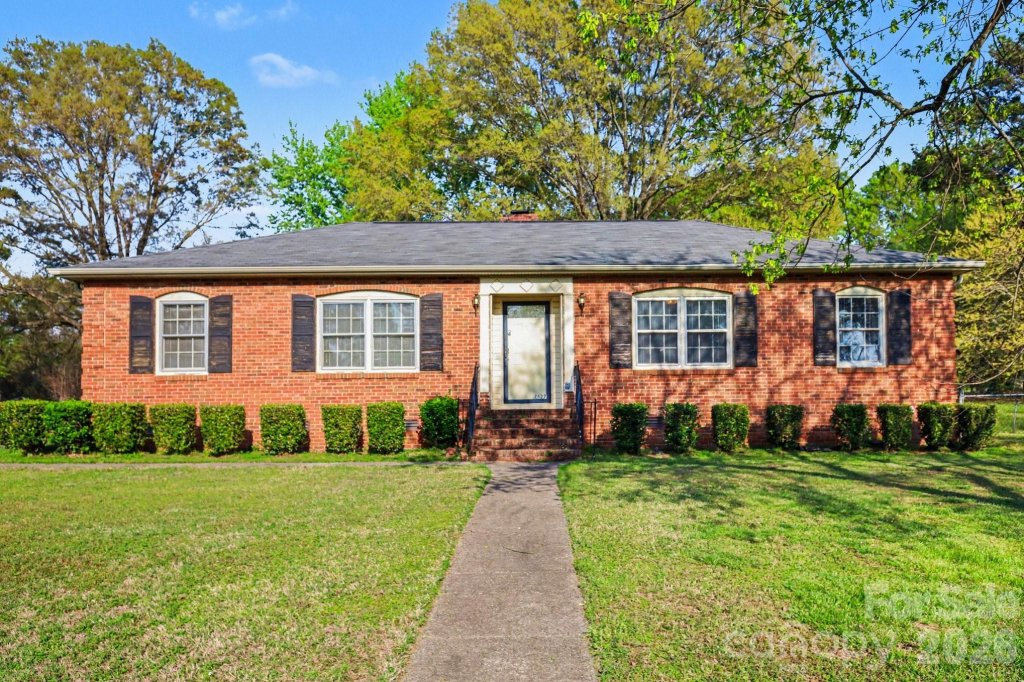 Taragate Farms, Charlotte community