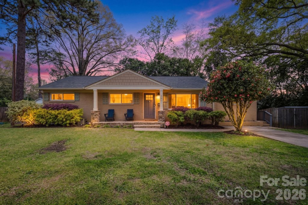 3420 Hayes Court