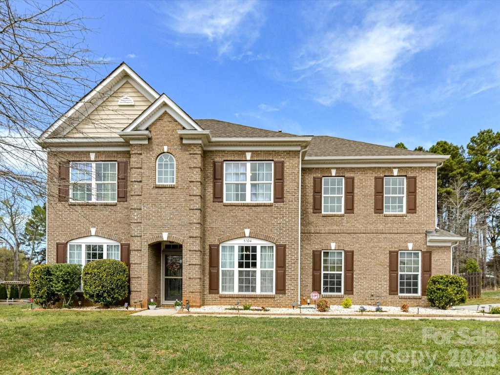 5304 Auburn Hill Lane