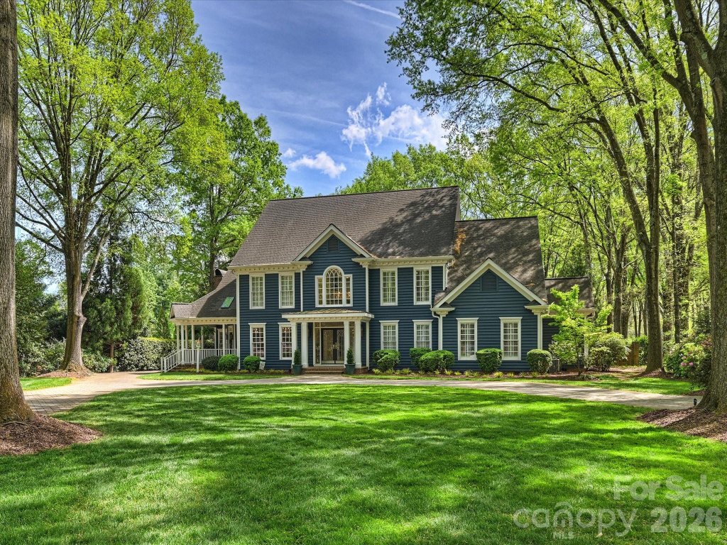 8226 Fairview Road