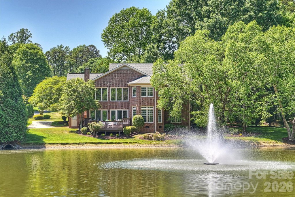 127 Summermore Drive