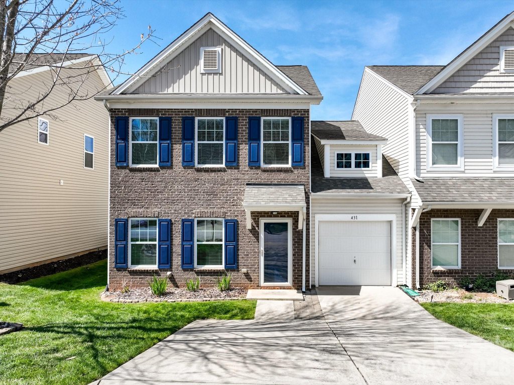 Harpers Green, Clover community