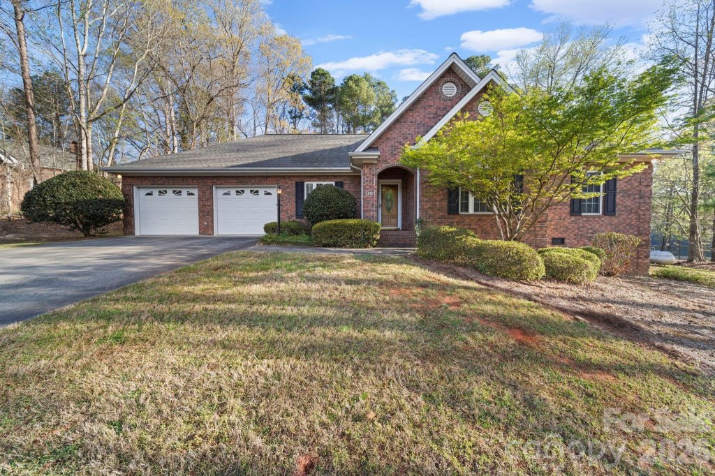2910 Noritake Trail