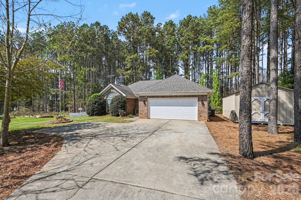 Sherry Acres, Mcconnells community