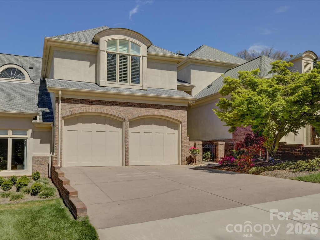 Challis Farm, Charlotte community