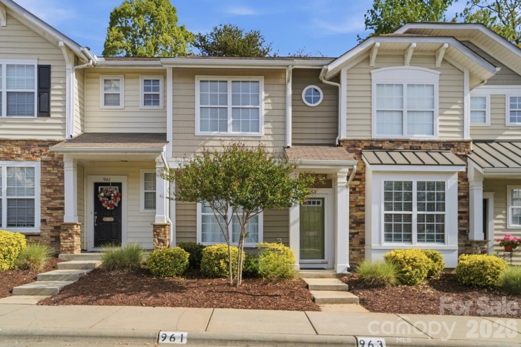 963 Copperstone Lane