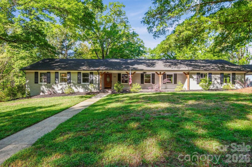 570 Crestside Drive