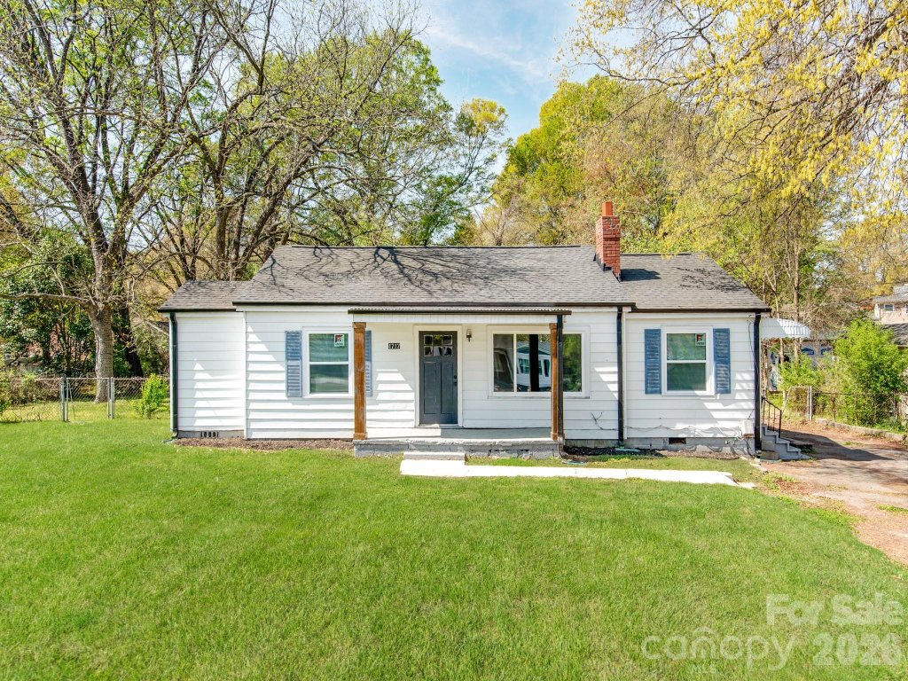 1717 W Davidson Avenue