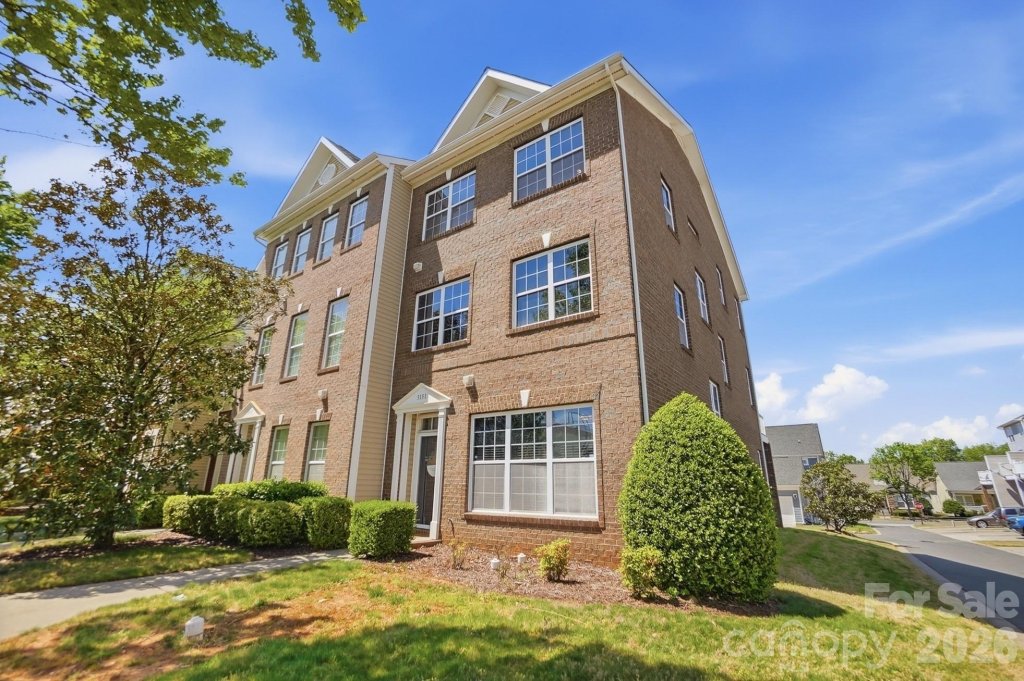 3151 Coventry Commons Drive