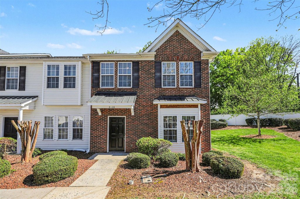 4104 Kenton Glenn Court
