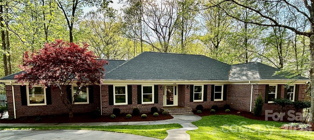 9500 Hampton Oaks Lane